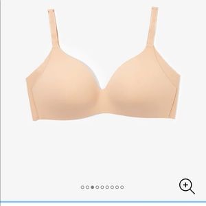 Knix Wingwoman nude wireless bra size 5 NWT